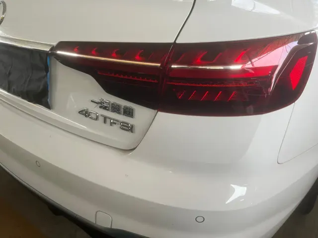 Audi A4L — Фото автомобиля 8