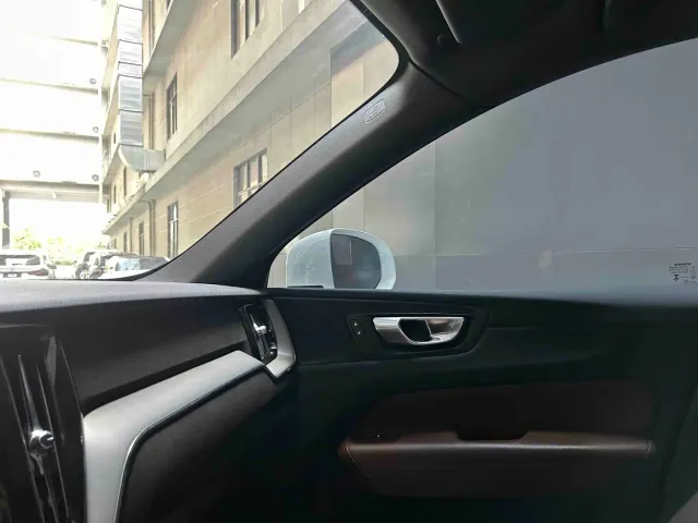 Volvo Volvo XC60 2024 B5 AWD Zhiyi Luxury Edition — Фото автомобиля 15