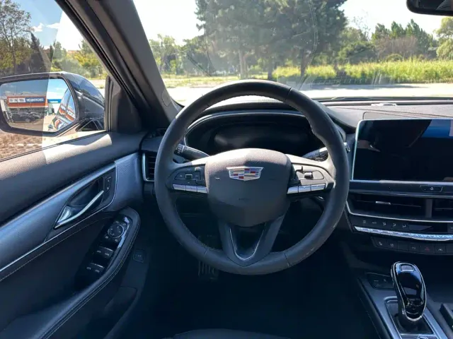 Cadillac CT5 — Фото автомобиля 21