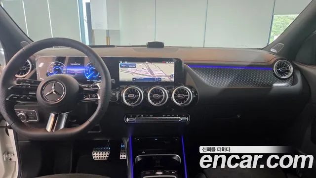 Mercedes-Benz EQA — Фото автомобиля 7