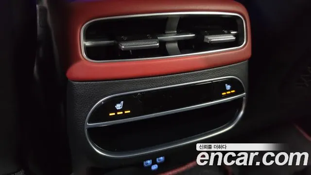 Genesis GV70 — Фото автомобиля 18