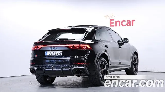 Audi RSQ8 — Фото автомобиля 2