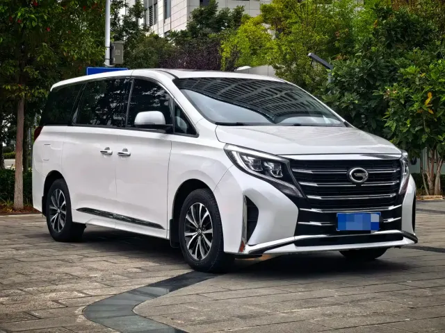 GAC Trumpchi M8 — Фото автомобиля 3
