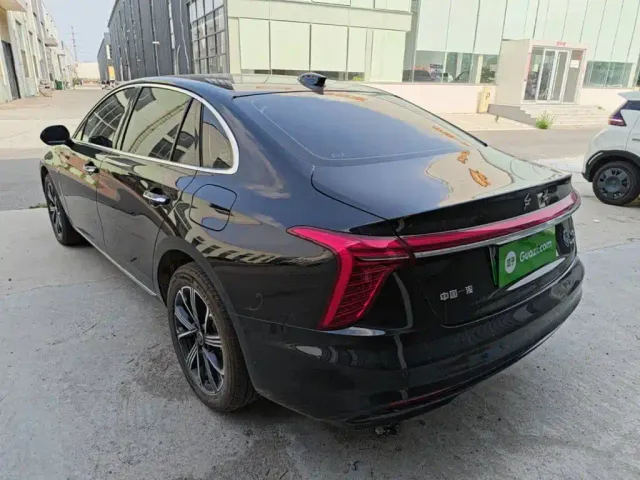 Hongqi H5 PHEV — Фото автомобиля 22