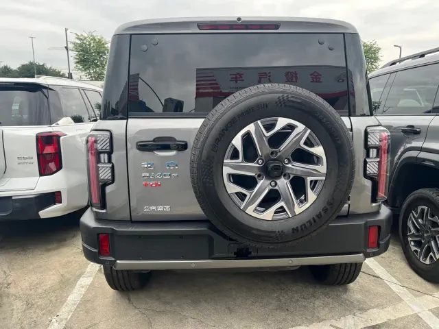 BAIC BJ40 — Фото автомобиля 18