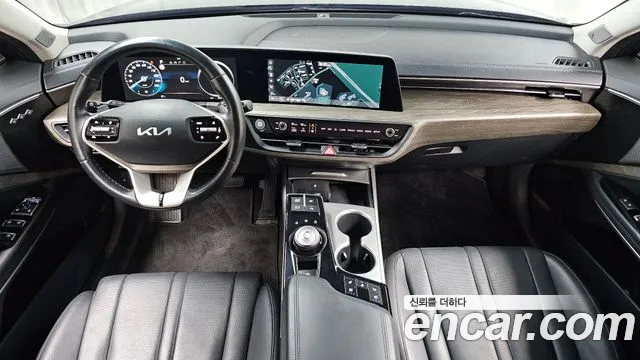 Kia K8 — Фото автомобиля 7