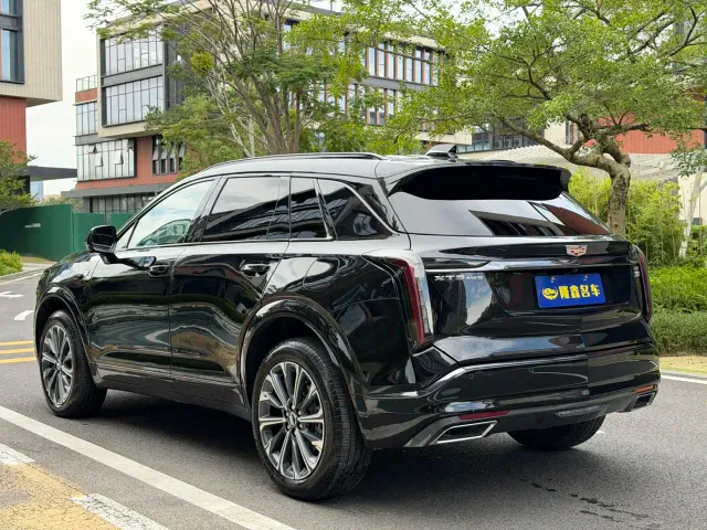 Cadillac XT5 — Фото автомобиля 8