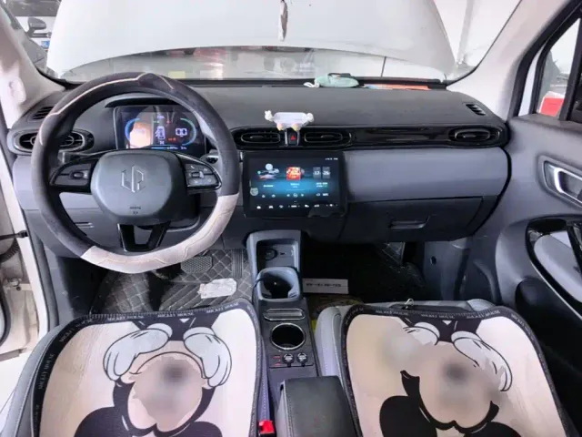 Leapmotor T03 — Фото автомобиля 9