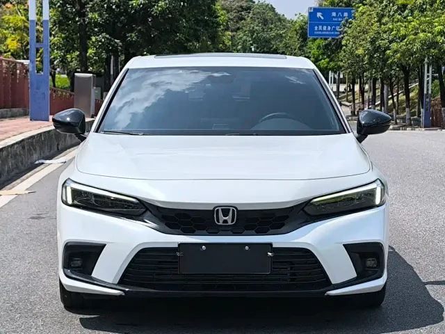 Honda Civic — Фото автомобиля 3