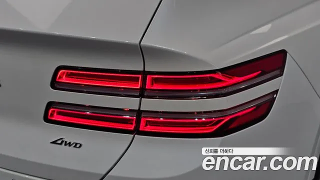Genesis GV80 — Фото автомобиля 8