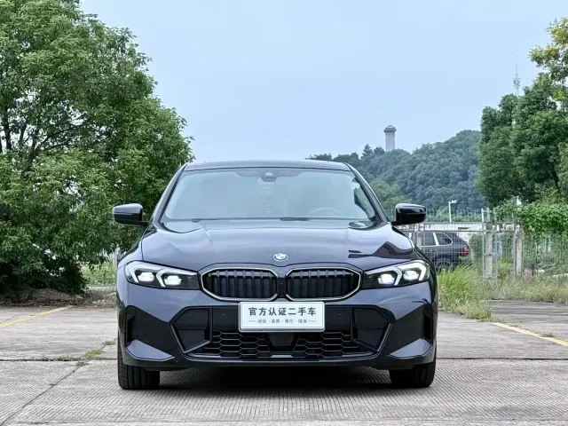 BMW 3 Series — Фото автомобиля 2