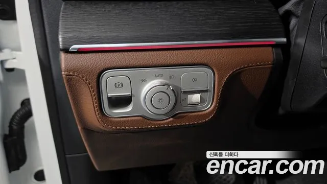 Mercedes-Benz GLE-Class — Фото автомобиля 29