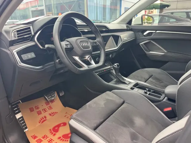 Audi Q3 — Фото автомобиля 4