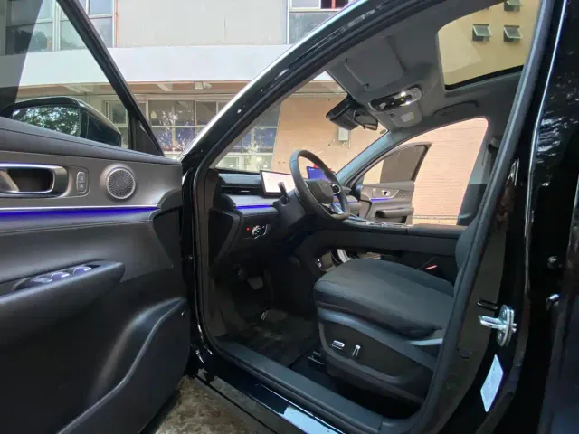 Chery Tiggo 8 PLUS — Фото автомобиля 10
