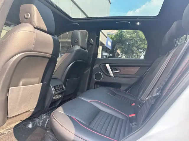 Land Rover Discovery Sport — Фото автомобиля 8
