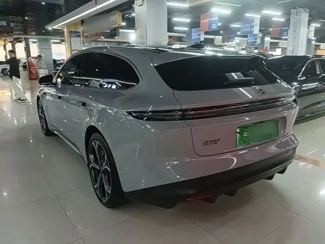 Nio ET5 Touring — Фото автомобиля 4