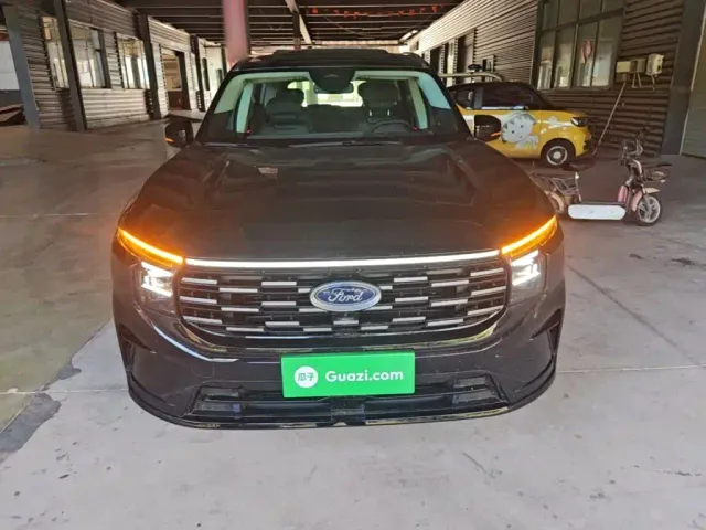 Ford Edge — Фото автомобиля 2