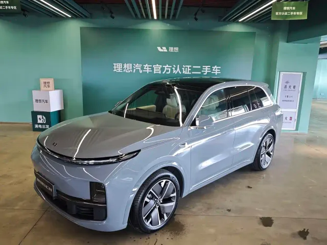 Фотография автомобиля — Li Auto L8