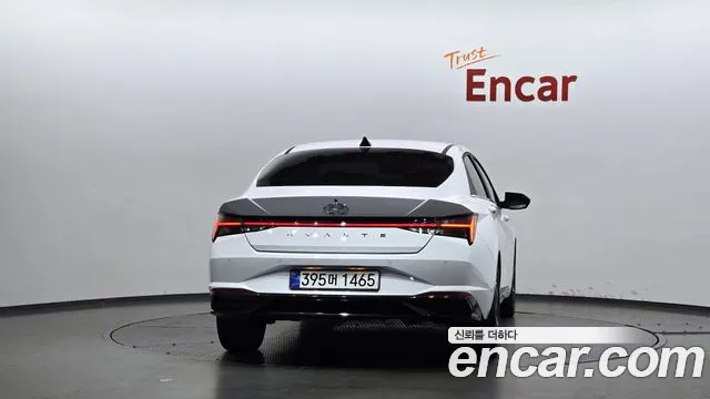 Hyundai AVANTE Avante (CN7) — Фото автомобиля 4