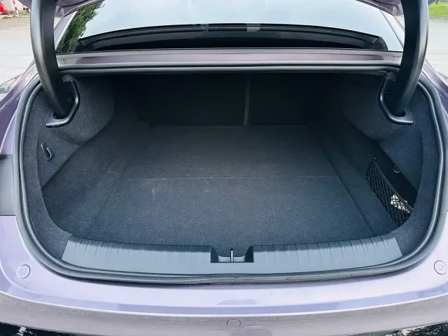 Xiaomi SU7 — Фото автомобиля 11
