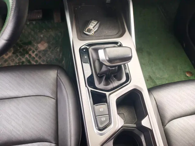 Geely Emgrand — Фото автомобиля 7