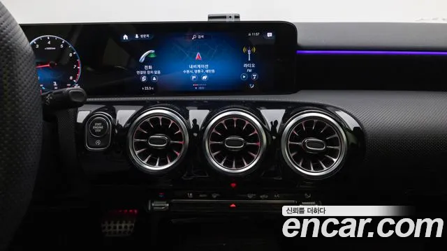 Mercedes-Benz A-Class W177 — Фото автомобиля 18