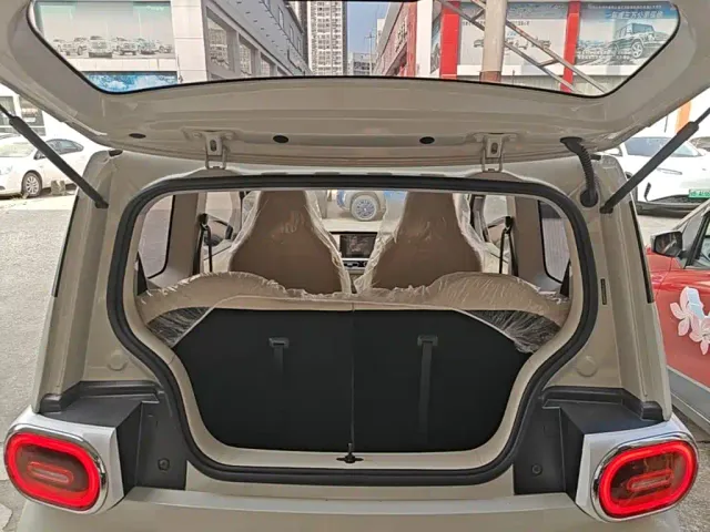 Wuling Hongguang Mini EV — Фото автомобиля 18