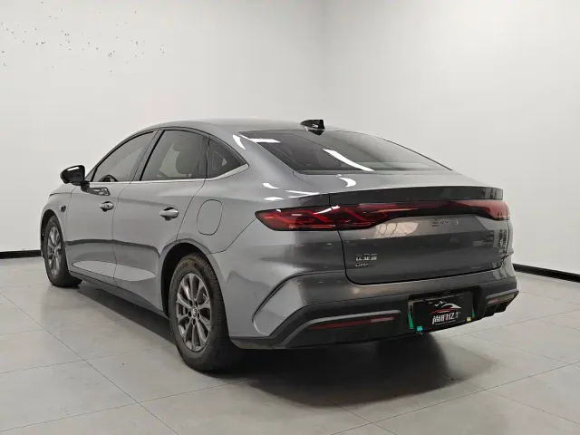 BYD Qin L — Фото автомобиля 6