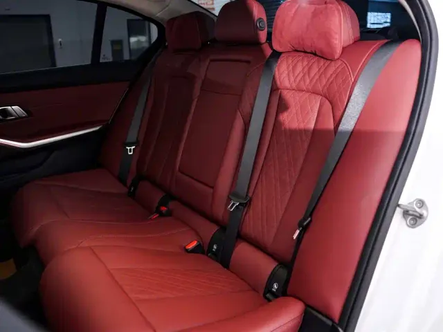 BMW 3 Series — Фото автомобиля 20