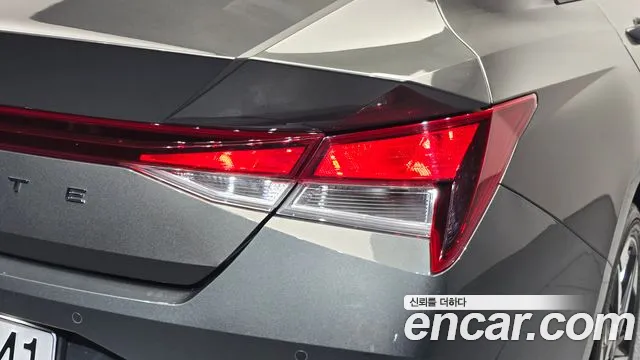 Hyundai Avante — Фото автомобиля 8