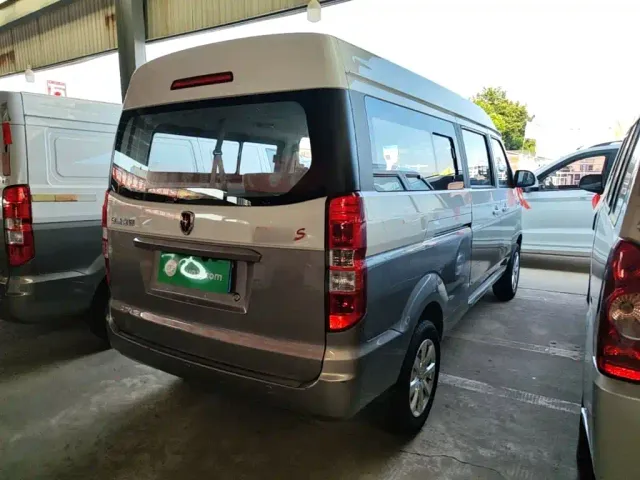Jinbei New Hiace S — Фото автомобиля 6