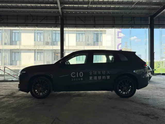 Leapmotor C10 — Фото автомобиля 3