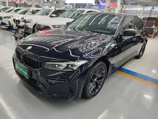 Фотография автомобиля — BMW 3 Series