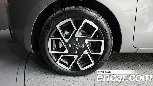 Kia RAY Новый Kia Ray Signature — Фото автомобиля 5