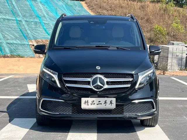 Mercedes-Benz V-Class — Фото автомобиля 2