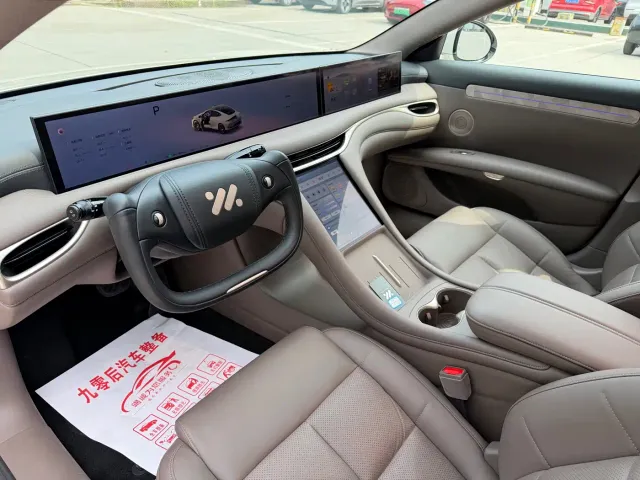 IM Motors L6 — Фото автомобиля 12