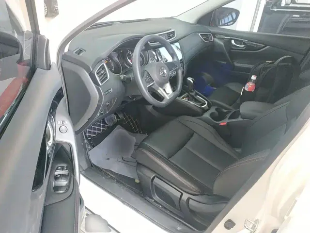 Nissan Qashqai — Фото автомобиля 15