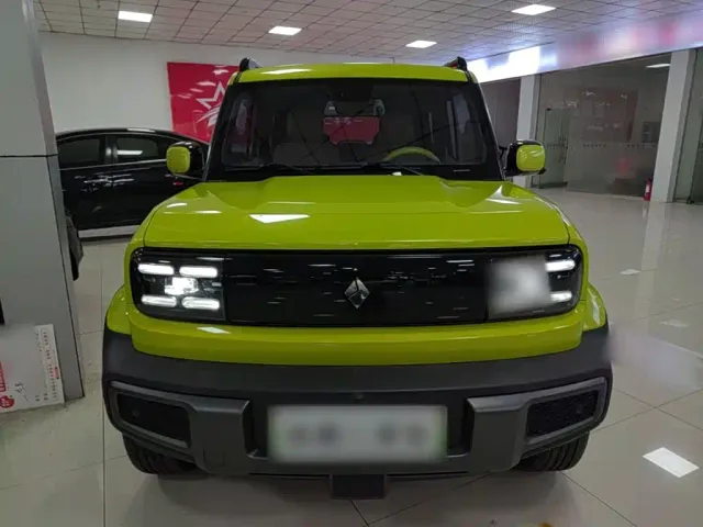 Baojun Yep — Фото автомобиля 2