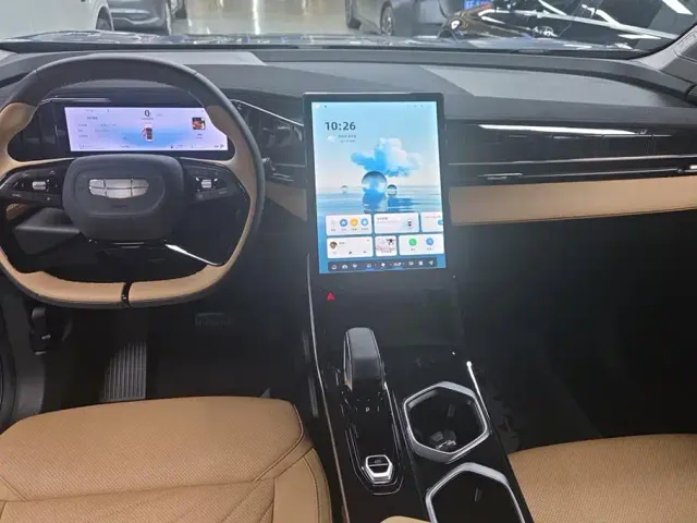 Geely Boyue L — Фото автомобиля 12