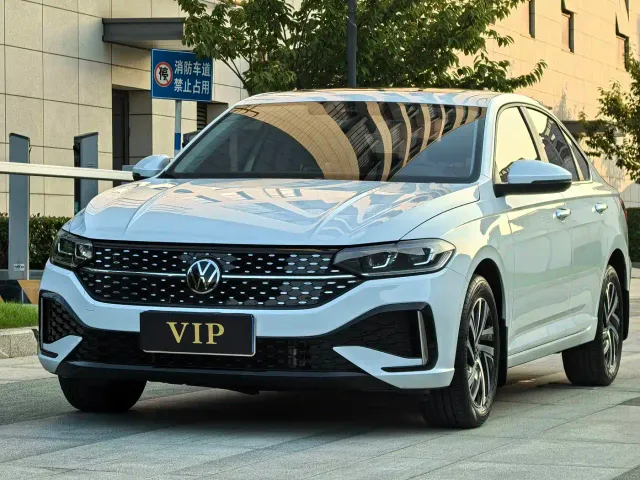 Фотография автомобиля — Volkswagen Lavida