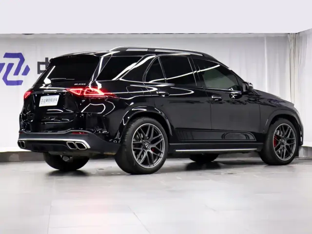 Mercedes-Benz GLE-Class AMG — Фото автомобиля 3