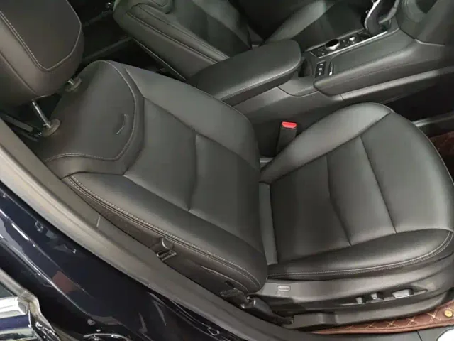 Cadillac XT5 — Фото автомобиля 24