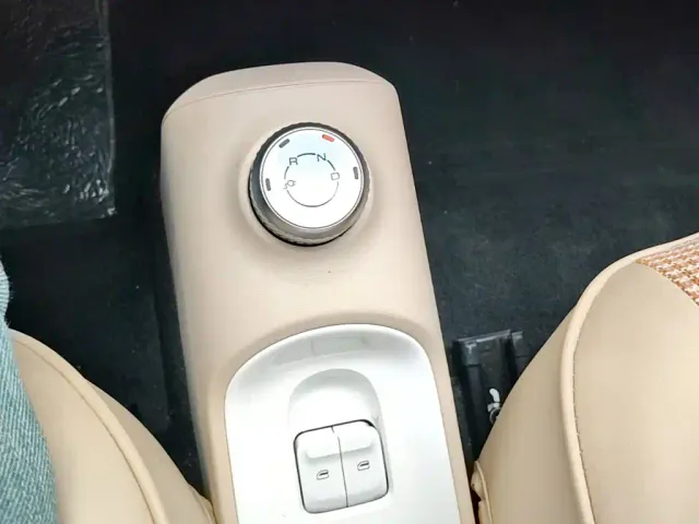 Wuling Hongguang Mini EV — Фото автомобиля 13