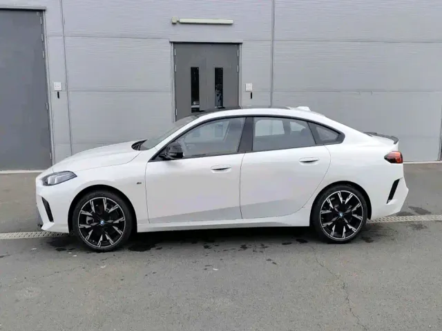 BMW 2 Series — Фото автомобиля 4