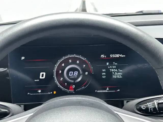 Hyundai Elantra — Фото автомобиля 24