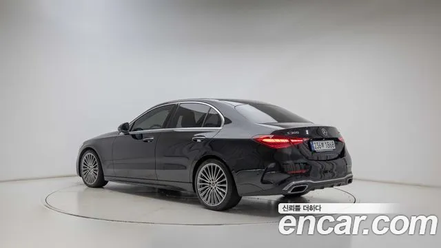 Mercedes-Benz C-Class W206 — Фото автомобиля 2