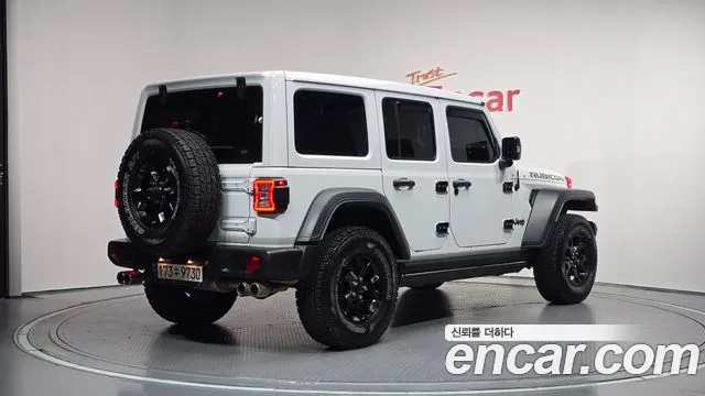 Jeep Wrangler JL — Фото автомобиля 2