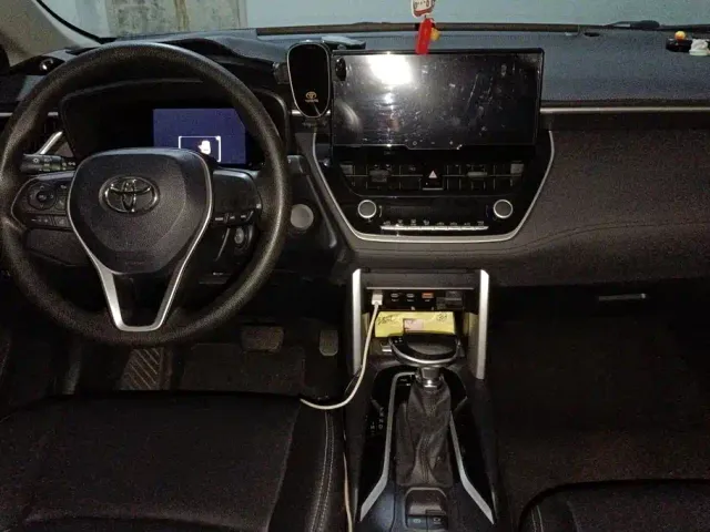 Toyota Frontlander — Фото автомобиля 12
