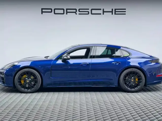 Porsche Panamera — Фото автомобиля 6