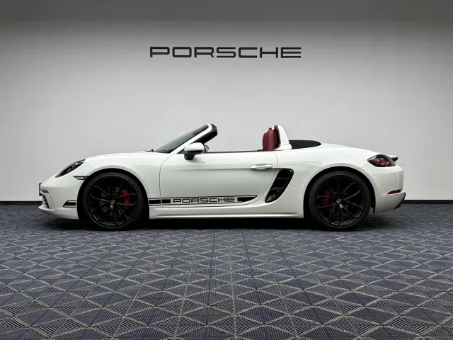 Porsche 718 — Фото автомобиля 8